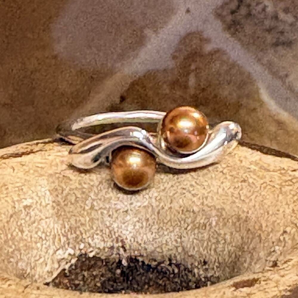 Hagit Gorali Ring Size 9.25 Sterling Silver & Pearl Wave Design